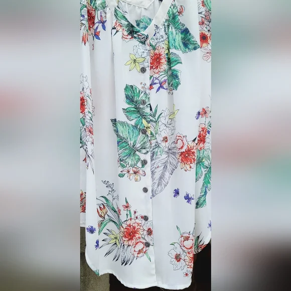 Torrid White Tropical Floral Button-Front Cami Tank Top – Size 00 -M/L - Size 10 - Picture 6 of 16